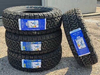 NOVÉ TERÉNNE PNEU 235/75 R15 TL 105T COMFORSER CF-1100 A/T - 2