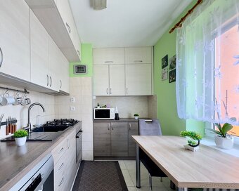 Na PREDAJ 2-izbový byt s balkónom. - 2