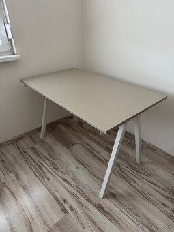 IKEA TROTTEN stôl 120x70cm - 2