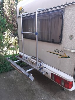 Karavan Delta 463D v dobrom stave, s veľkou markízou + strie - 2