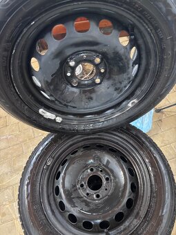 Pneumatiky plus plechové disky Fiat 500 … - 2