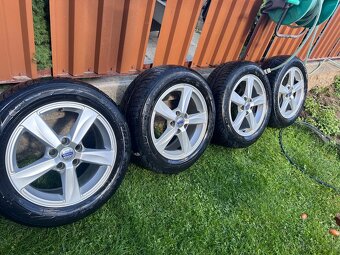 Predám originál 4x VOLVO disky R16 7Jx16x50 - 2