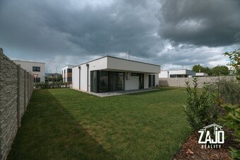 Na prenájom moderný 4-izbový bungalov v Trenčianskej Turnej - 2