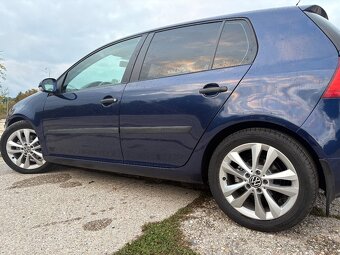 Volkswagen Golf 5 - 2