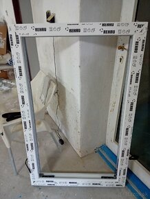Okno plastove 810x1290, Rám, pevné, bez skla.. Nepoužité - 2