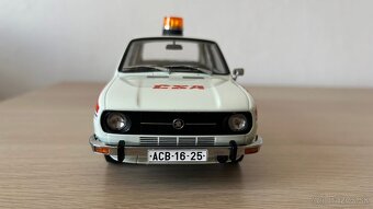 ŠKODA 105L ČSA - Československé aerolínie 1:18 Triple9 - 2