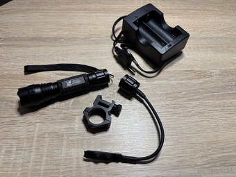 Svietidlo Delta Armory - 2