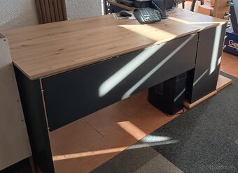 Výpredaj zariadenia - 2