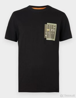 2 original nove nenosene BOSS tricka - 2