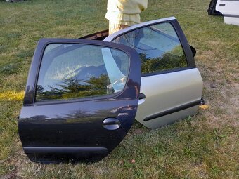 Predám dvere na Peugeot 206 106 - 2