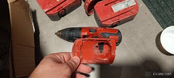Hilti vŕtačka priklepka + baterky - 2
