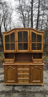 Rustikálny masivný príborník - 2