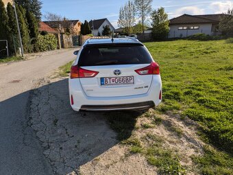 Toyota Auris TS 1.8 Hybrid - 2