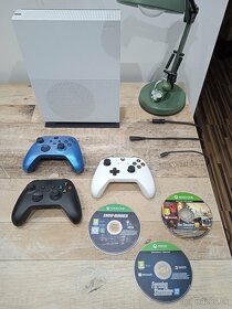 Xbox One S - 2
