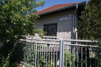 3-izbový rodinný dom s veľkým 3195 m2 pozemkom, Dulovce - 2