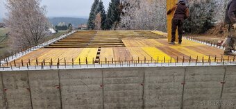 Stavebný sklz - 2