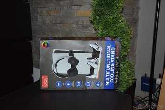 Nabíjací stojan s RGB a chladením pre PlayStation 5 / Slim - 2