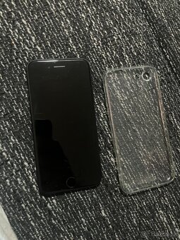 iPhone SE - 2