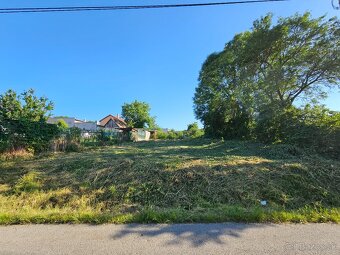 Pozemok s projektom RD bungalov - 2
