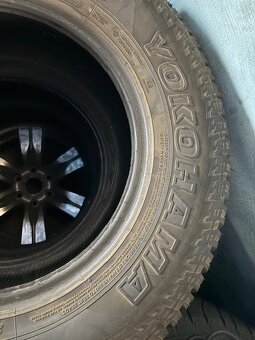 Predám Yokohama GEOLANDER A/T 245/70R16 - 2
