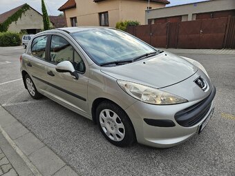Peugeot 207 1.4 Benzín (2009) - 2