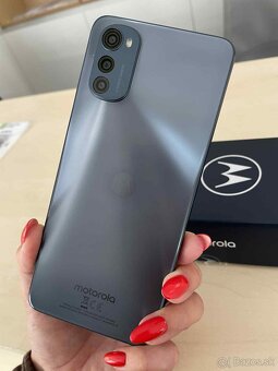 📱 Motorola E32s – TOP stav, minimálne používaný - 2