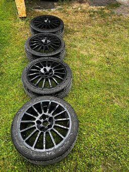 5x112 r18 225/40 - 2