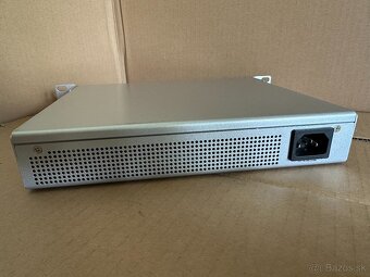 UniFi Switch 8 150W - US-8-150W - 2