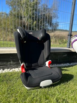 Isofix autosedačka Britax Römer 15–36 kg čierna - 2