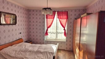 Exkluzívne ponúkame na predaj veľký 3.izbový byt s pozemkom. - 2