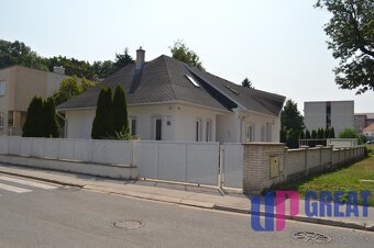 Prenájom priestranného bytu v rodinnom dome,ul.SadováSenica - 2