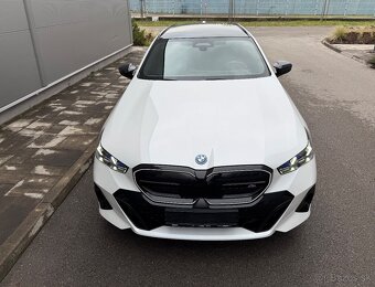 BMW i5 M60 xDrive M Individual - 2