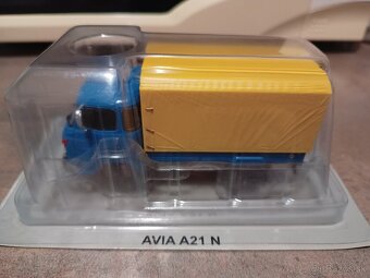 1:43 Avia - 2