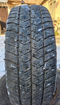 Ponúkam 2 zimné pneumatiky Semperit 215/65 R16C - 2