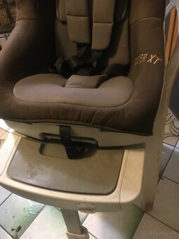 Darujem autosedačku - 2