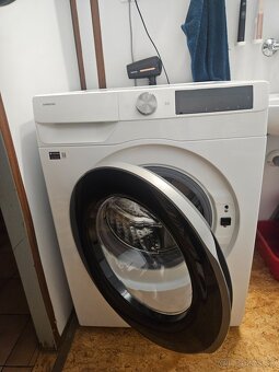 Predom plnená práčka - 2