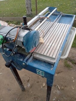 Rezačka na obklad aj dlažbu - 2