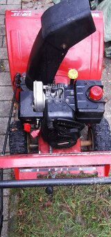 Predám snežnú frézu Yard Machines 5 HP - 2