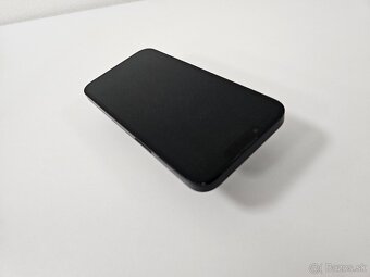 Apple iPhone 13 128GB - 2