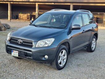 TOYOTA RAV4  2,2D4D  4x4 - 2