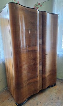 Starožitný nábytok - 2