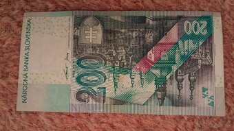 Predám bankovku 200 korun - 2