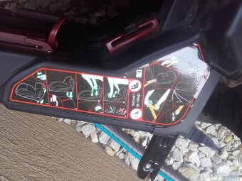 Autosedačka s Isofixom Petite mars - 2