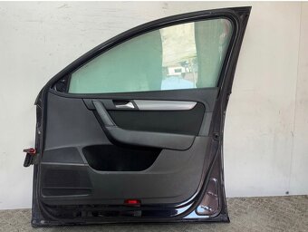 VW PASSAT B7 DVERE PRAVE PREDNE - 2