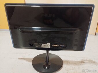 LCD LED monitor Philips 19" – 20 € - 2