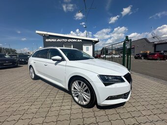 Škoda Superb Combi 2.0 TDi Style DSG - 2