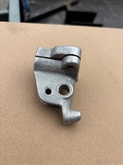Objímka - ČZ 125 175 250 350 - 2