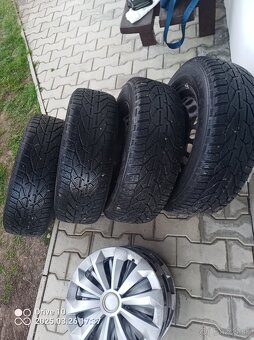 Predám sadu zimných pneumatík z Octavia 2 - 2