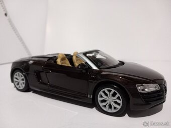 1:24 Maisto Audi R8 5.2 V10 Spyder - 2