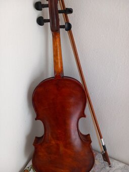 PONUKA ,PREDAM STARÚ VIOLU BEZ PRASKLIN - 2